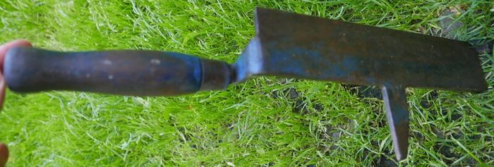 Vintage ELWELL Billhook Slasher Hedgelaying Garden Tool