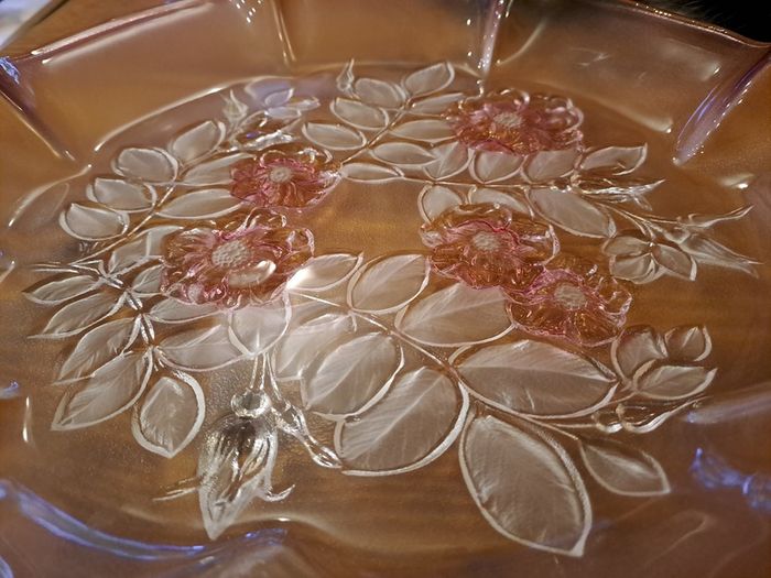 Large Mid-Century Frosted Art Glass Bowl