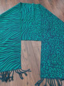 River Island scarf
