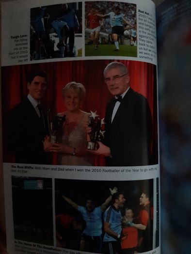 book Hardback Gaa Bernard Brogan The Hill