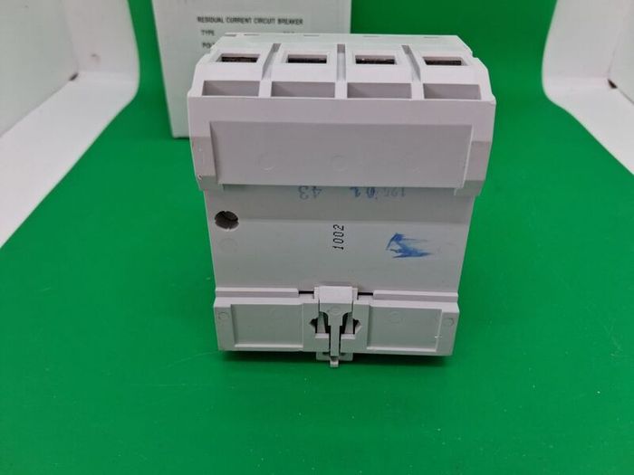 Postage - 3 x Circuit Breakers 125A 100mA 4P 230v - 415v