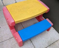 FREE kids table