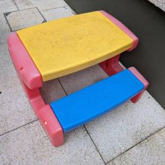 FREE kids table