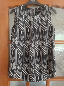Sleeveless Blouse, As New, Size 8