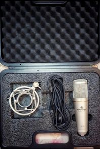 Editors Keys SL150 Condenser USB Microphone (With Hard Case & Shockmount)