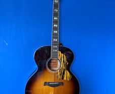 Guitar Richwood Jumbo acoustic