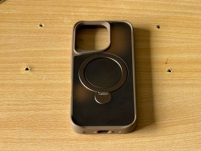 iPhone 16 Pro case brown Magsafe kickstand