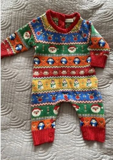 BNWT Beautiful baby gro - Christmas - JoJo Maman BeBe - 0-3 months