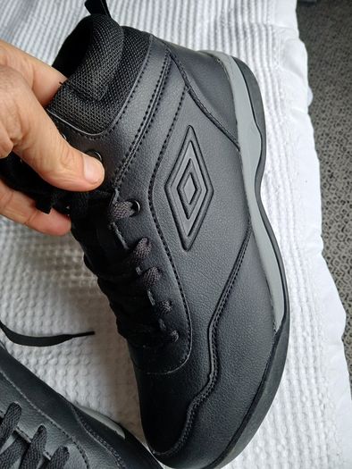 UMBRO Ludgate boots black NEW