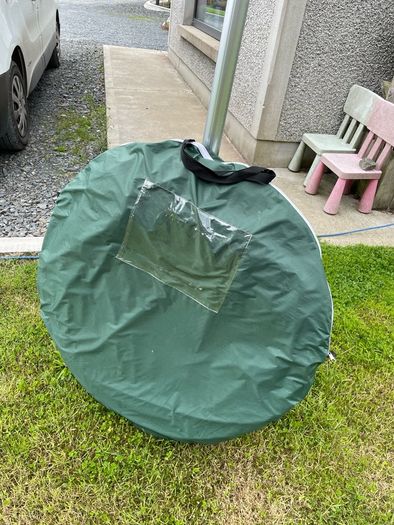 New Pop Up 2-4 Man Tent