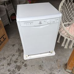 indesit dishwasher