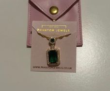 Emerald green necklace