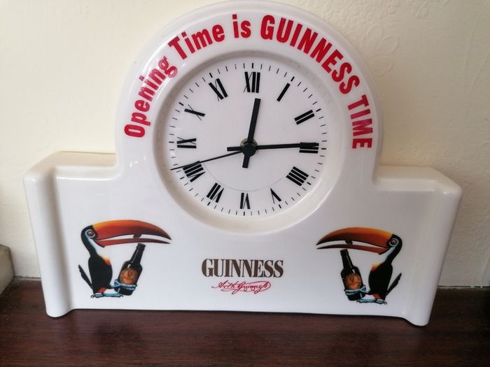 Guinness clock vintage