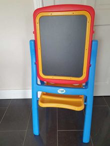 Crayola 2 sided easel.