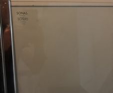 Sonas bath screen