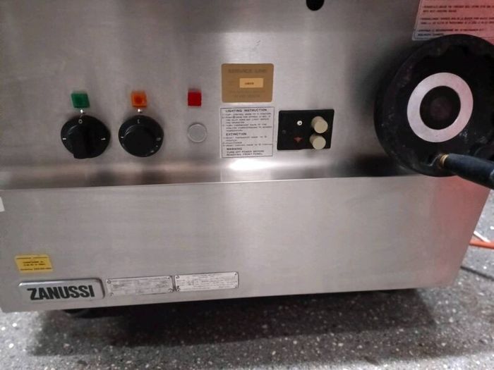 Zanussi bratt pan