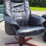 Leather couch and 2 chairs Image 2