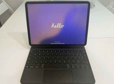Apple iPad Pro M1 Wi-Fi, Cellular unlocked 11 in  Magic keyboard Apple Pencil Bundle