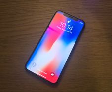 iPhone X