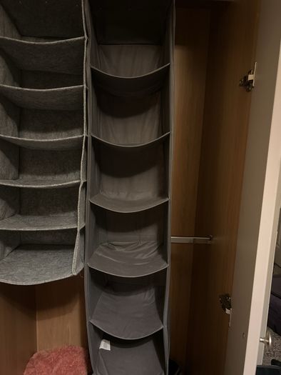 Closet hanging organizer