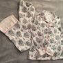 a bag of women's wear Image 2