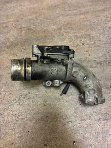 Genuine Renault 1.5 dCi Valeo EGR Valve & Intake Pipe Housing 8200614985