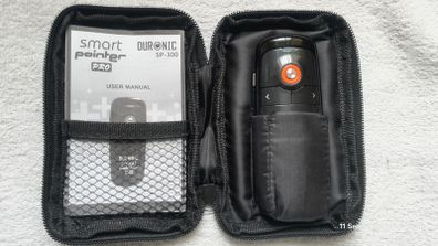 Duronic SP 300 Smart Pointer Pro 2.4GHz RF Wireless Plug and Play Presenter, Laser Pointer with Case