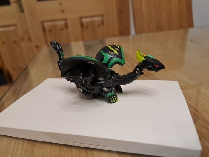 Bakugan Haos Baku Cyclone Strike Orbeum