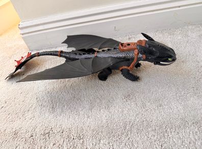 DreamWorks How to Train Your Dragon Giant Fire Breathing Toothless NOT Working approx. 50 cm. length Used Please see photos