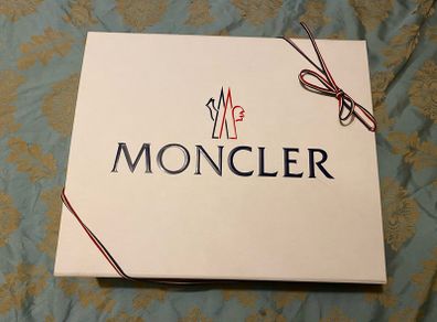 Original Moncler Ghany Gilet, immaculate