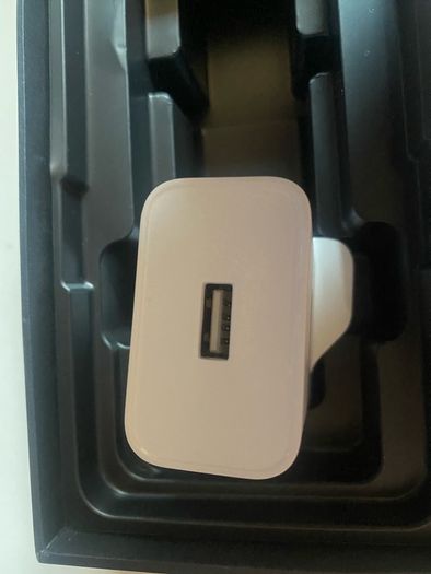 USB Charger for All Smartphones & Tablets iPhone Samsung brand new