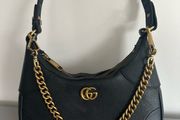 Leather shoulder bag