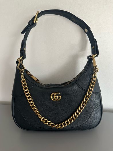 Leather shoulder bag