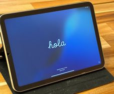 iPad Mini 6 64GB w/ case