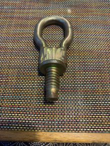 Heavy duty eye bolt