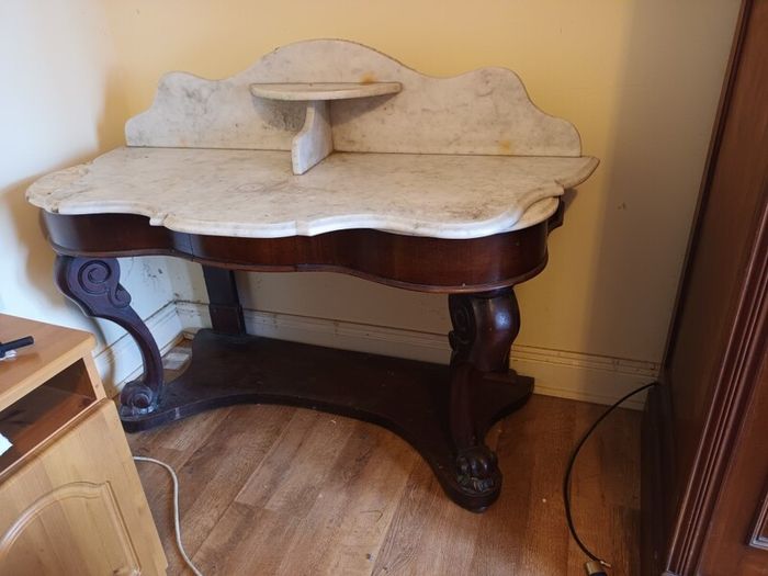 Antique Wash Stand