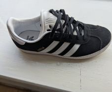 Adidas gazelle 3.5uk