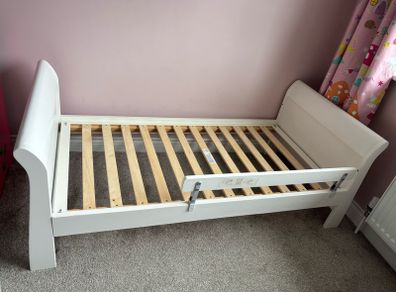 mia cot bed mamas and papas
