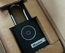 Bluetooth pad lock