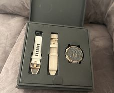 Garmin Fenix 8 43mm AMOLED Sapphire GPS Watch - Soft Gold/Limestone - Brand New