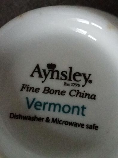 Aynsley "Vermont" Fine Bone China Teapot set