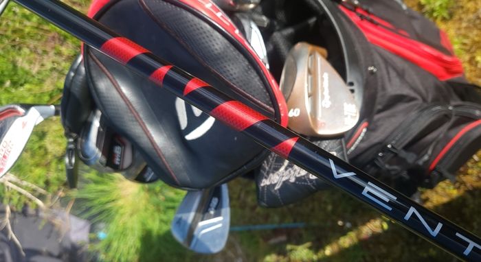 Set of Taylormade Clubs