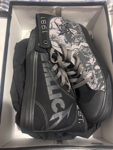 Ladies Metallica sneakers never worn