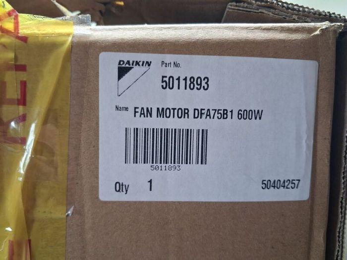 Postage - Dfa75b1 Air Con Fan Motor 1038 Daikin Dc