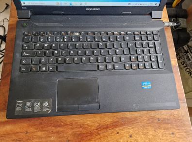 Lenovo B590 Laptop, Windows 10, 4GB Ram, i3 Core 2.5GHZ 150GB HDD. Excellent Battery