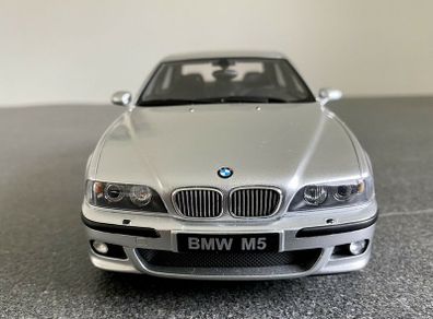 BMW M5 e39 Ottomobile 1/18 New in Box