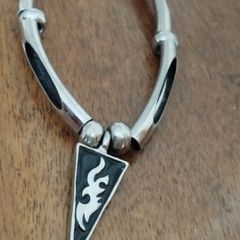 Stylish Metal Necklace for Everyone.