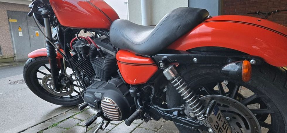 2011 Harley-Davidson XL 883 Iron