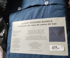 BNWT Super king  Luxury Bedding Bundle