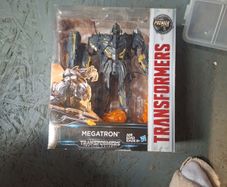 hasbro transformers megatron premier edition